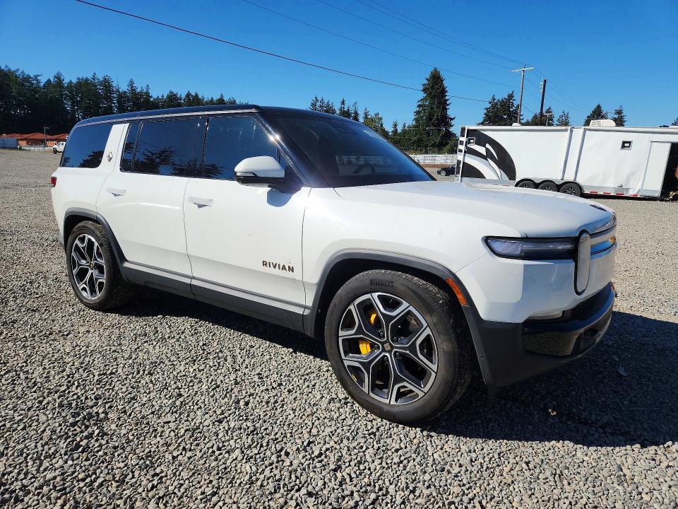 7PDSGCBP4SN057929         2025 Rivian R1S photo no. 4