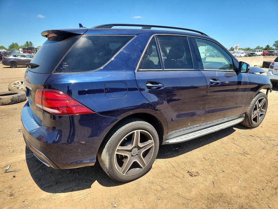 2018 Mercedes-Benz GLE-Class — VIN 4JGDA5JB3JB171063, şəkil 3