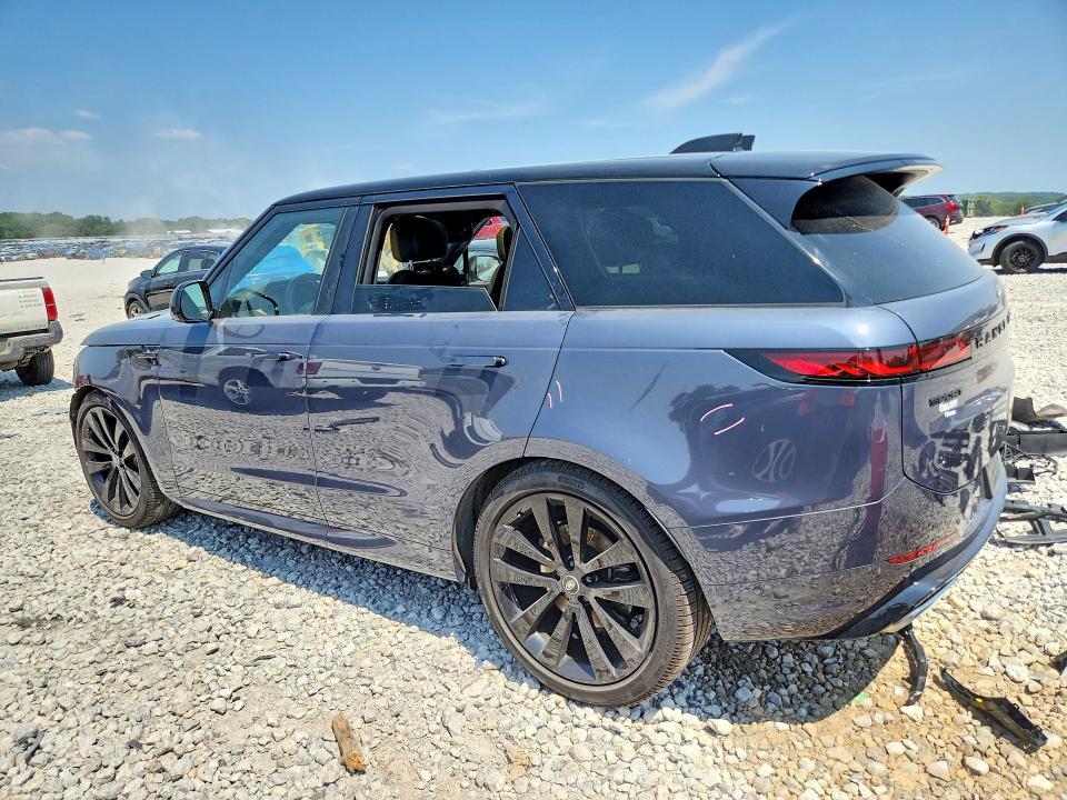SAL1L9FU5SA422247 2025 Land Rover Range Rover photo no. 2