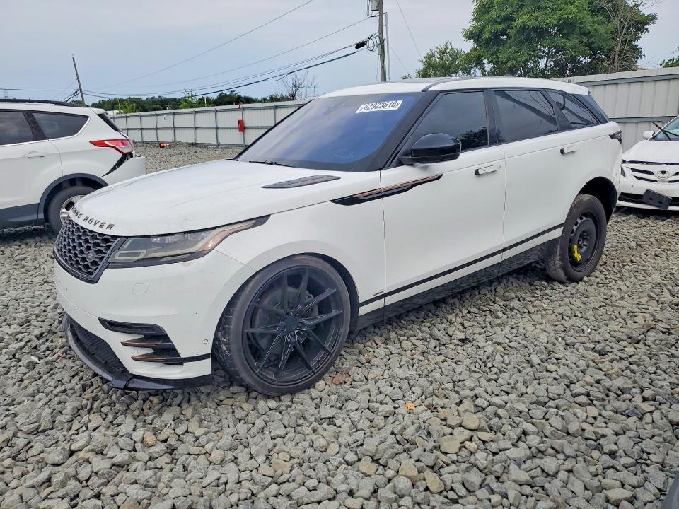 SALYL2RV2JA700692 2018 Land Rover Range Rover photo no. 1