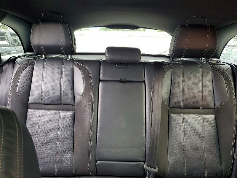 SALYL2RV2JA700692 2018 Land Rover Range Rover photo no. 10