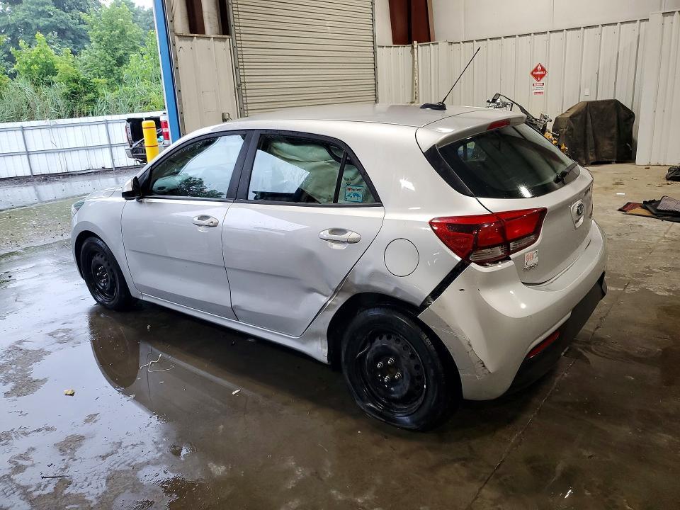 3KPA25AD1LE318251 2020 KIA Rio photo no. 2