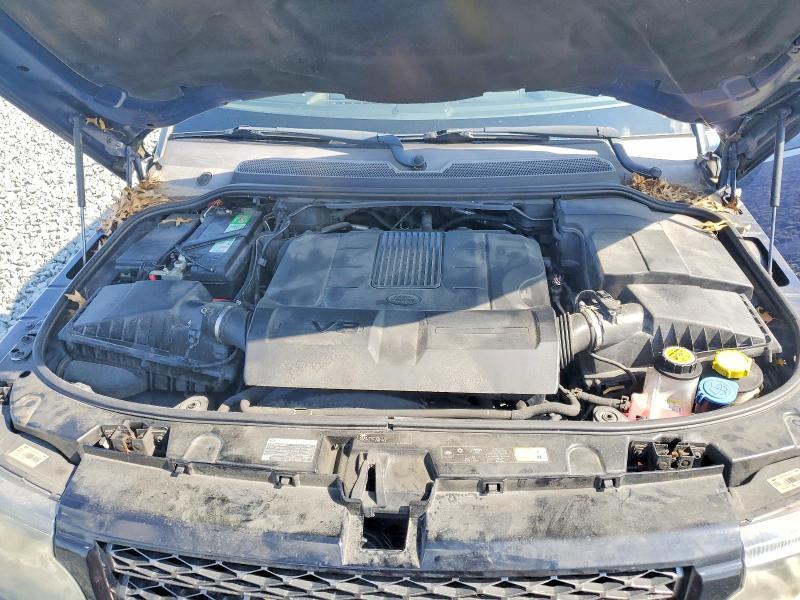 SALSF2D40CA741241 2012 Land Rover Range Rover photo no. 12