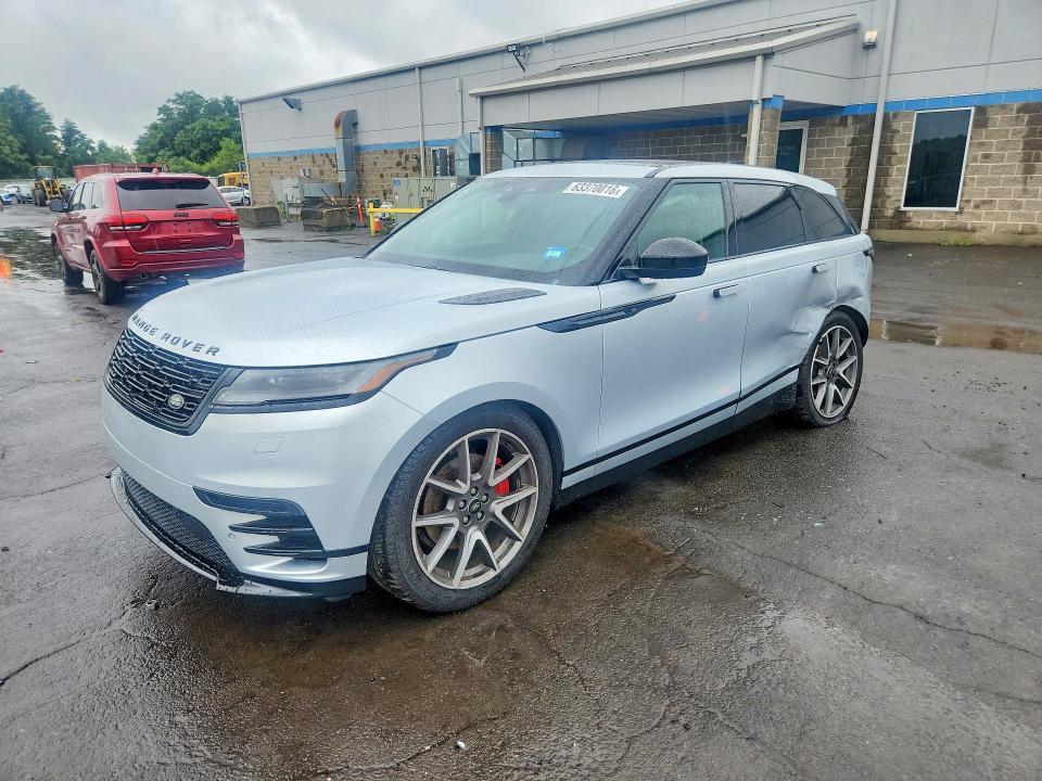 2025 Land Rover Range Rover — VIN SALYL2EX5SA800102, фото 1