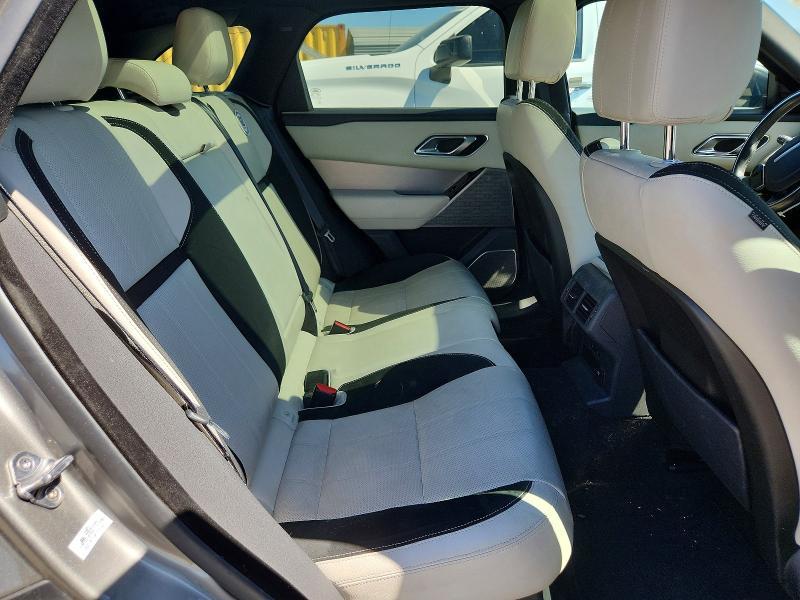 SALYL2RV8JA703161 2018 Land Rover Range Rover photo no. 11