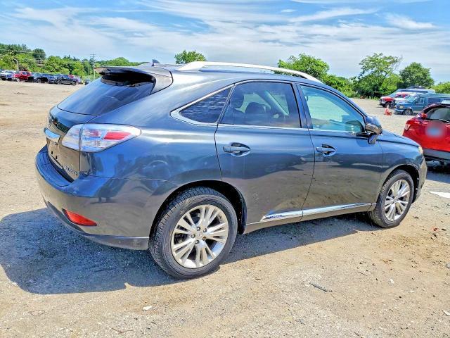 JTJBC1BA6B2042219 2011 Lexus RX photo no. 3