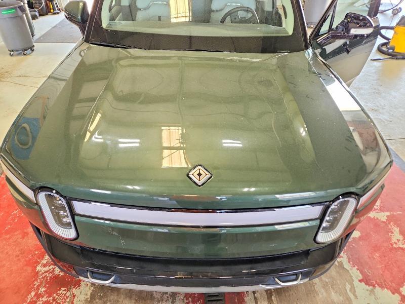 7FCTGAAA2NN011916 2022 Rivian R1T photo no. 11