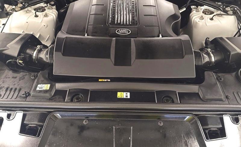 SALWR2RV8JA190001 2018 Land Rover Range Rover photo no. 7