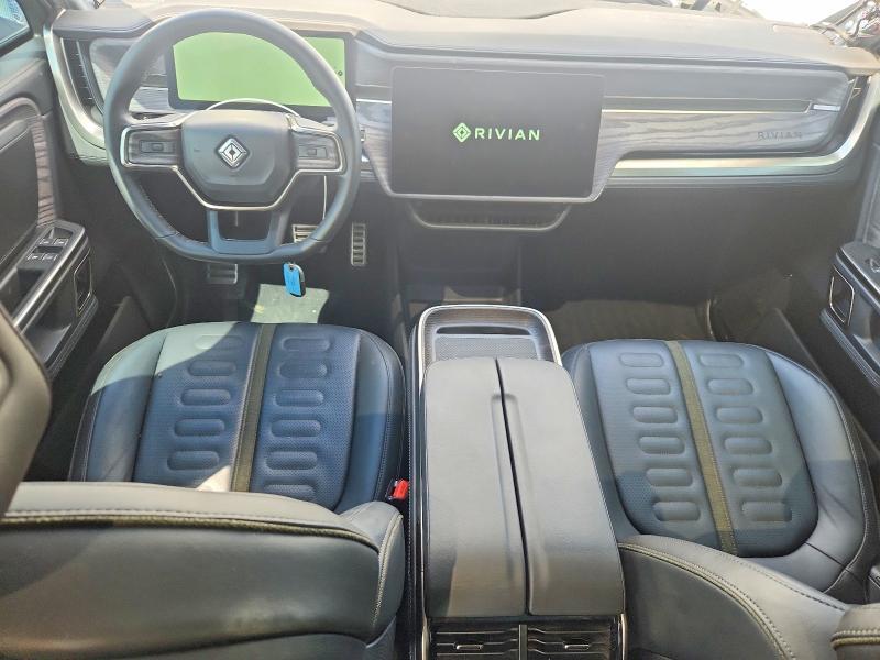 7PDSGABL1NN002019 2022 Rivian R1S photo no. 8