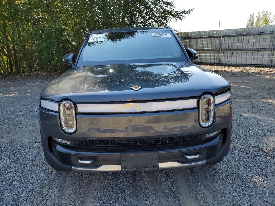 7FCTGAAA9NN011282 2022 Rivian R1T photo no. 5