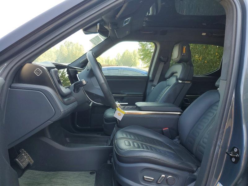 7FCTGAAA9NN011282 2022 Rivian R1T photo no. 7