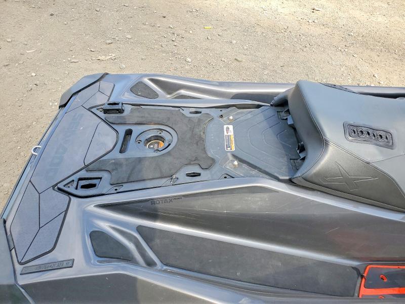 YDV76642C323 2023 Sea-Doo RXP photo no. 6
