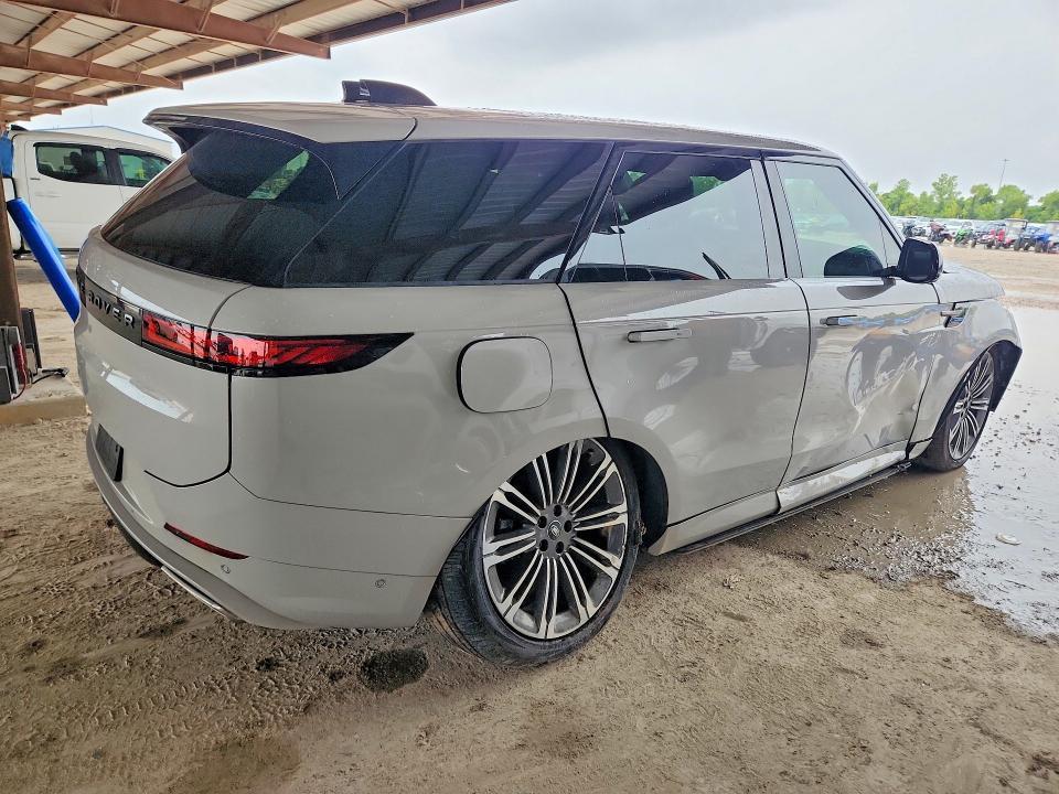 SAL1L9FUXRA167248 2024 Land Rover Range Rover photo no. 3
