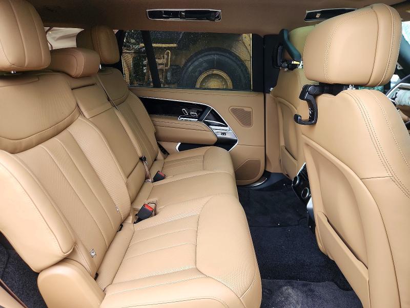 2026 Land Rover Range Rover — VIN SALKPBFU1TA356345, фото 11