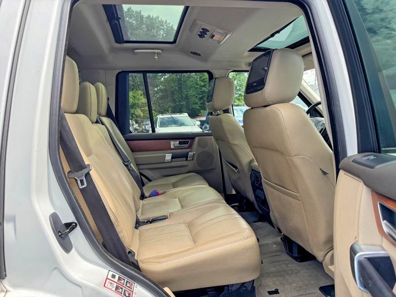 SALAG2V64GA788447 2016 Land Rover LR4 photo no. 9
