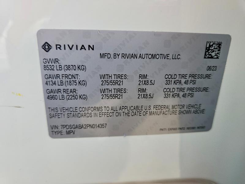 7PDSGABA2PN014357 2023 Rivian R1S photo no. 13