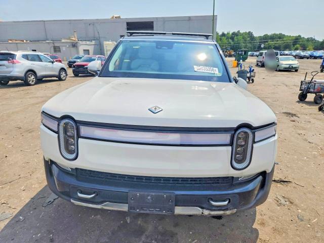 7PDSGABA2PN014357 2023 Rivian R1S photo no. 5