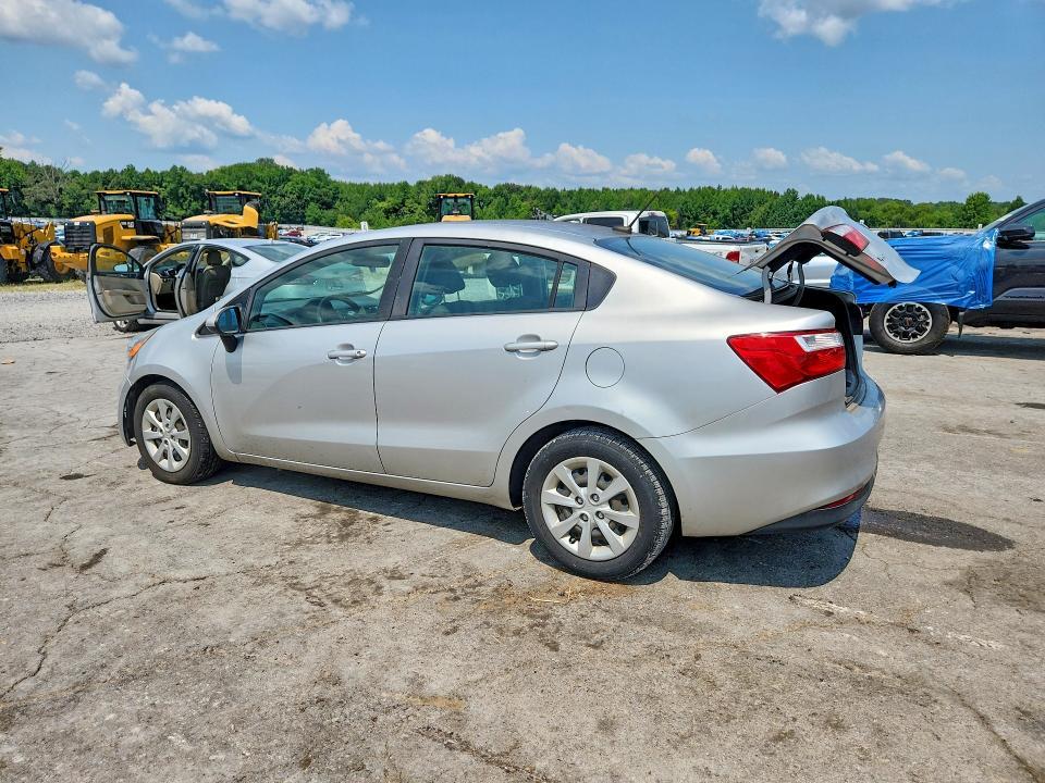 2017 KIA Rio — VIN KNADM4A39H6050052, şəkil 2