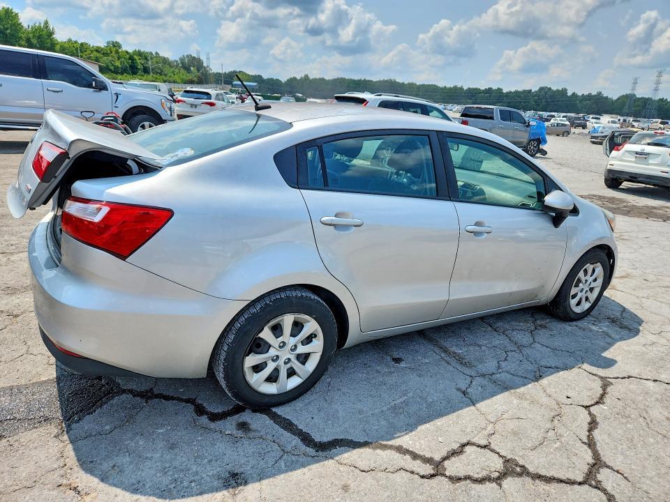 2017 KIA Rio — VIN KNADM4A39H6050052, şəkil 3
