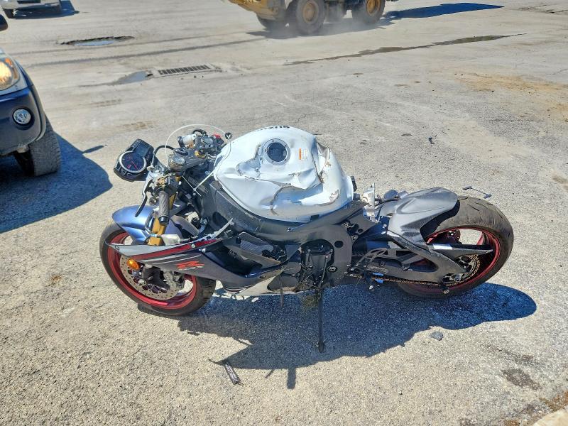 JS1GR7MA6S7100964 2025 Suzuki GSX-R750 photo no. 3