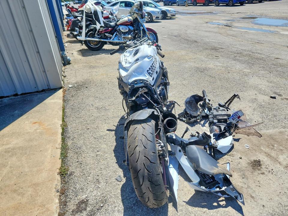 JS1GR7MA6S7100964 2025 Suzuki GSX-R750 photo no. 4