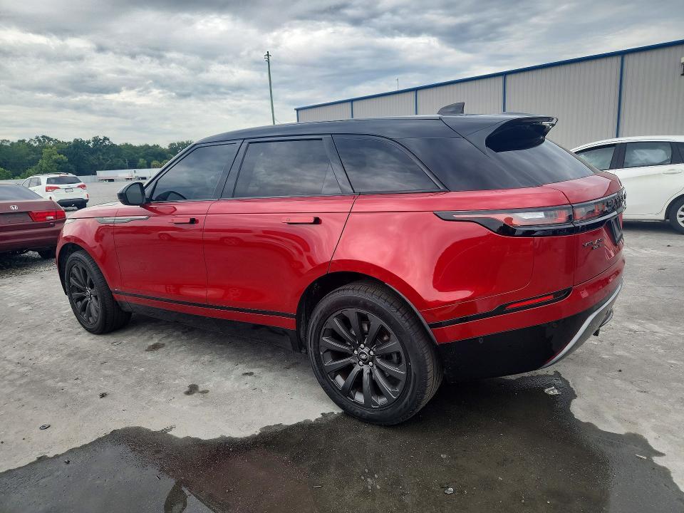 SALYL2RN1JA754629 2018 Land Rover Range Rover photo no. 2