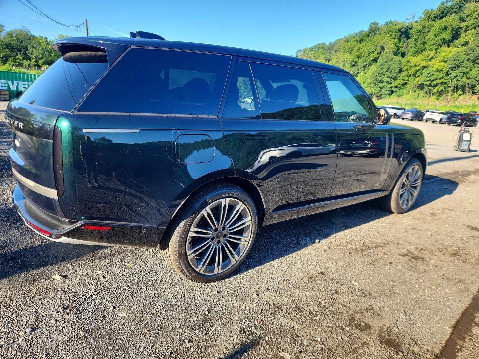 SALKPBFU3TA368643 2026 Land Rover Range Rover photo no. 3