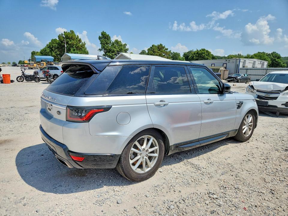 SALWR2RV9JA404669 2018 Land Rover Range Rover photo no. 3