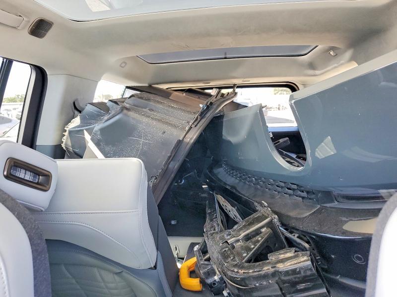 7PDSGCBPXSN062987 2025 Rivian R1S photo no. 10