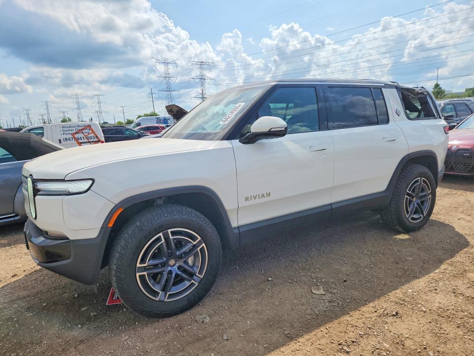 7PDSGBBA4SN045883 2025 Rivian R1S photo no. 1
