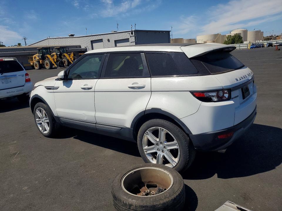 SALVP2BG9FH076133 2015 Land Rover Range Rover photo no. 2
