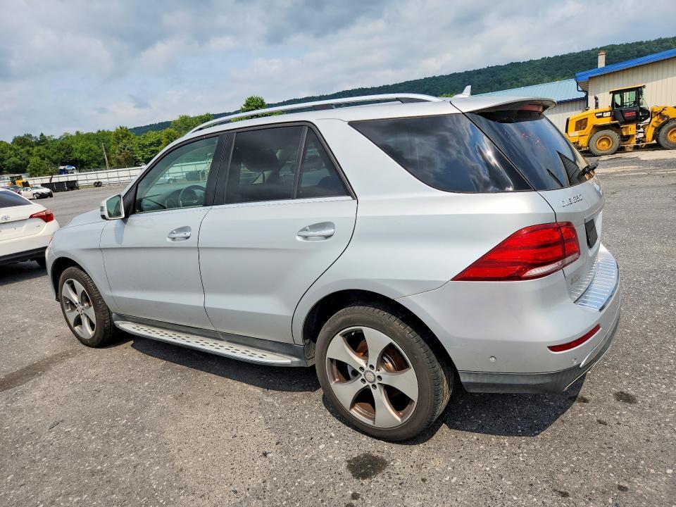 4JGDA5JB0GA791108 2016 Mercedes-Benz GLE-Class photo no. 2