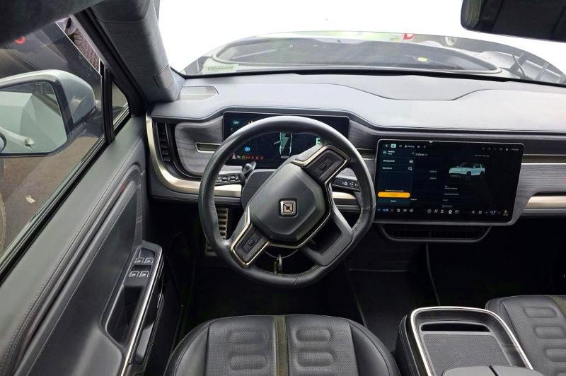 7PDSGABA4PN019950 2023 Rivian R1S photo no. 7