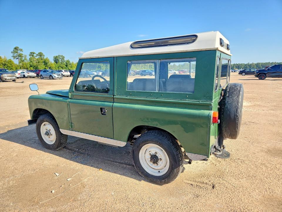 VSELBABG2AZ102639 1983 Land Rover Defender photo no. 2