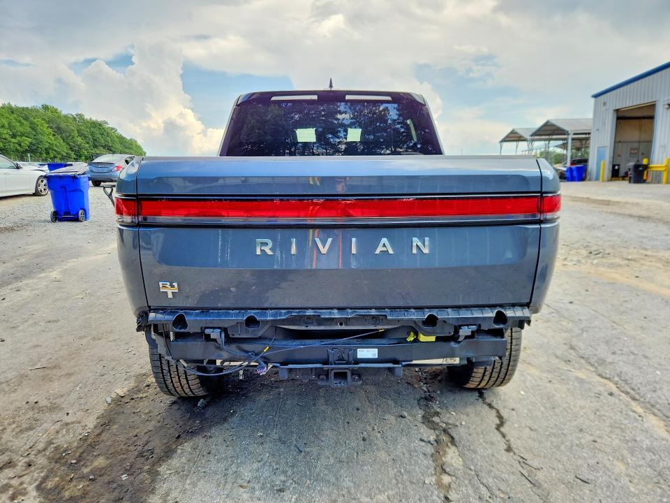 7FCTGAAA4NN007561 2022 Rivian R1T photo no. 6