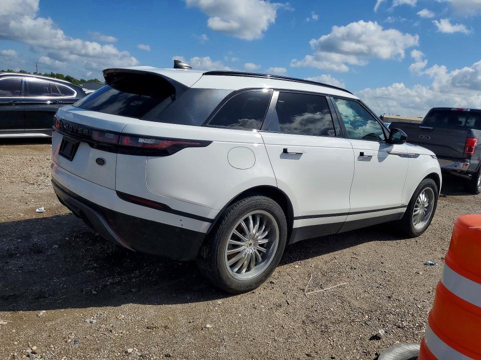 SALYL2RN5JA771191 2018 Land Rover Range Rover photo no. 3