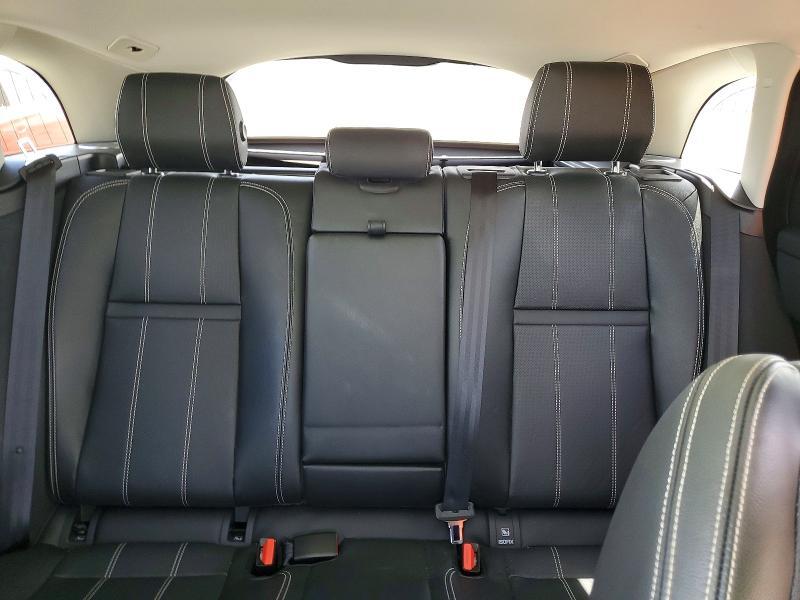 SALYB2RV3JA766767 2018 Land Rover Range Rover photo no. 10
