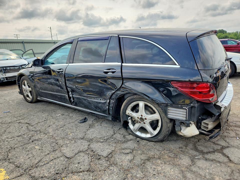 4JGCB2FE8AA112431 2010 Mercedes-Benz R-Class photo no. 2