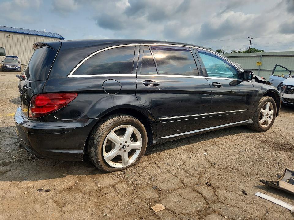 4JGCB2FE8AA112431 2010 Mercedes-Benz R-Class photo no. 3