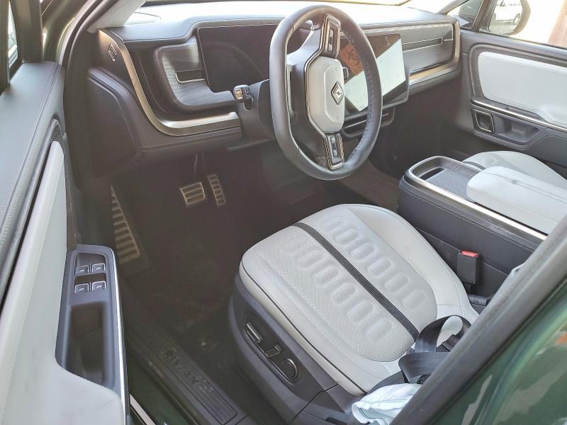 7PDSGABA1PN030162 2023 Rivian R1S photo no. 8