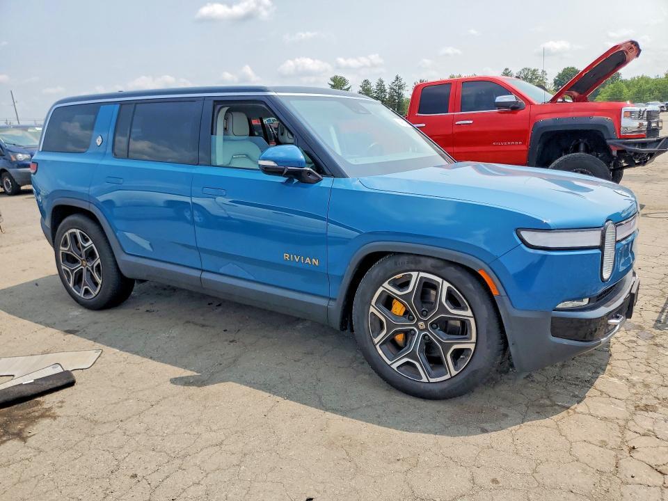 2023 Rivian R1S — VIN 7PDSGABL0PN008526, şəkil 4
