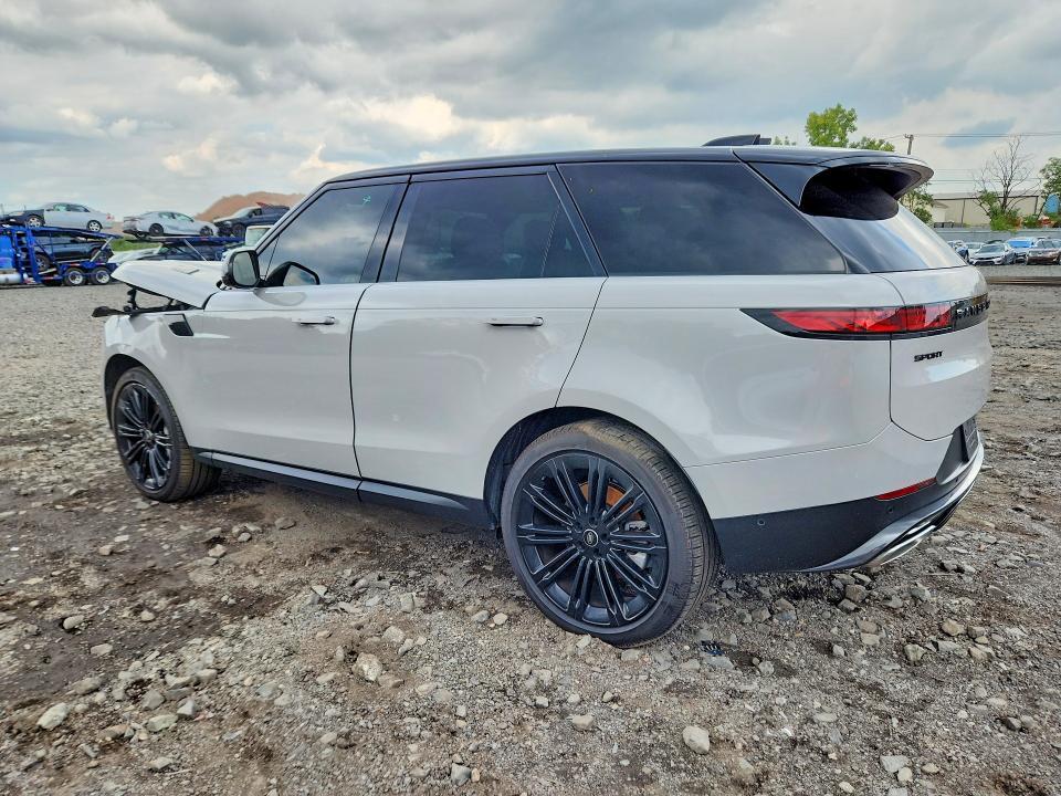 SAL1P9EU8SA488555 2025 Land Rover Range Rover photo no. 2