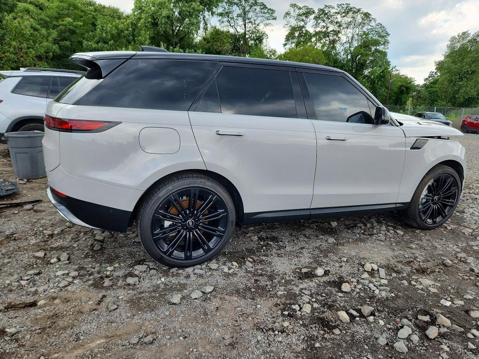 SAL1P9EU8SA488555 2025 Land Rover Range Rover photo no. 3