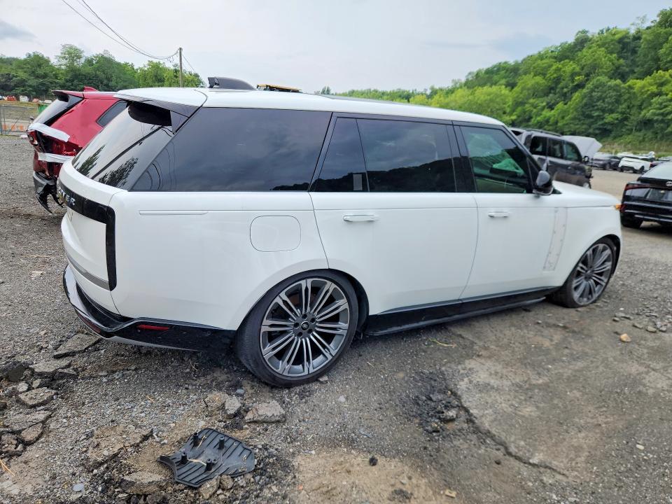 SALK1BE94SA322963 2025 Land Rover Range Rover photo no. 3