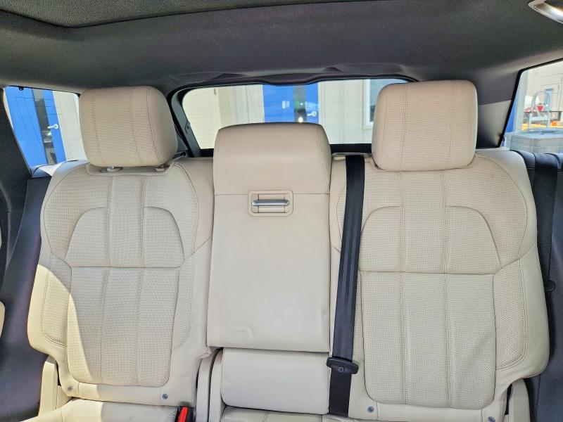 SALWR2FE5HA144415 2017 Land Rover Range Rover photo no. 10