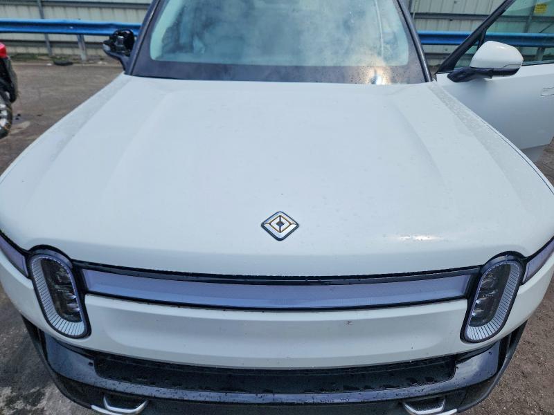 7PDSGABA3PN019549 2023 Rivian R1S photo no. 12