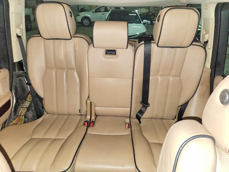 SALMF1D44BA338266 2011 Land Rover Range Rover photo no. 10