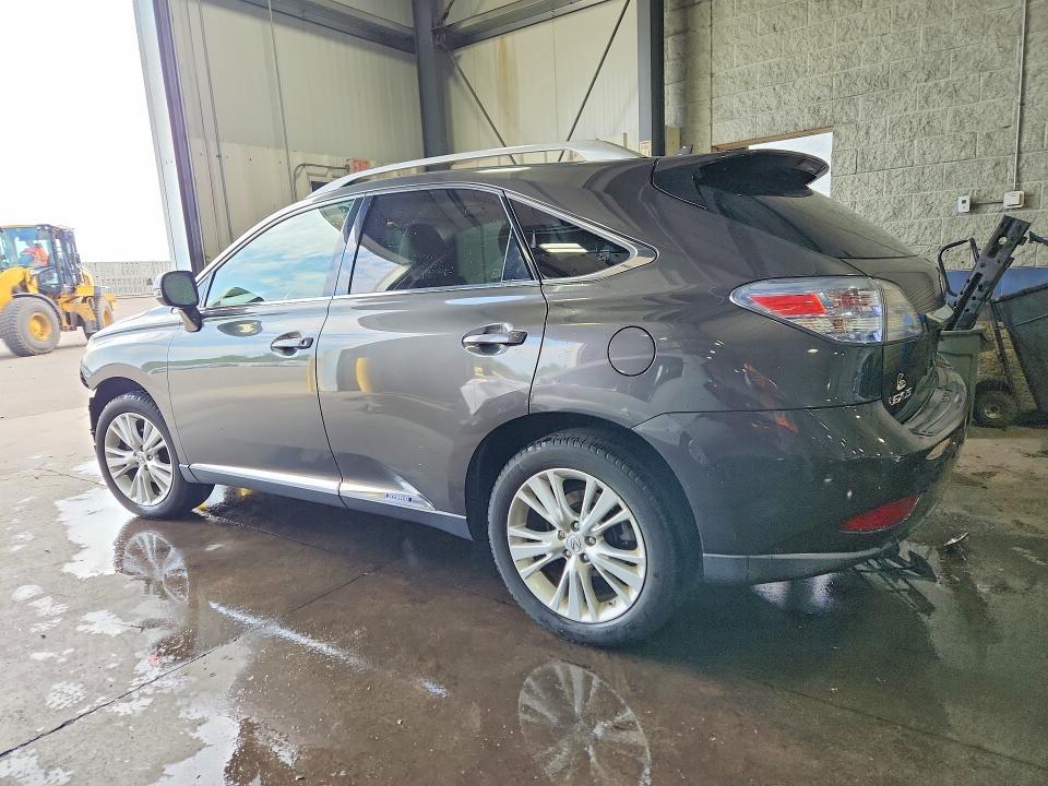 JTJBC1BA3A2010973 2010 Lexus RX photo no. 2