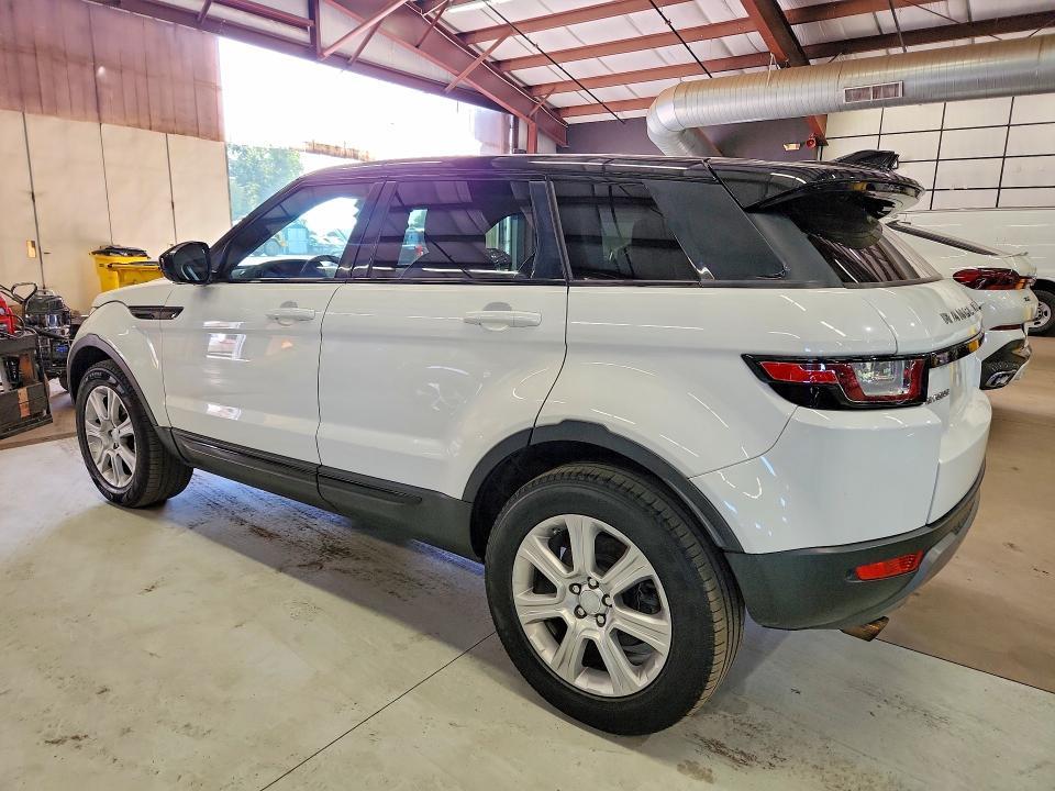 SALVP2BG9HH179538 2017 Land Rover Range Rover photo no. 2