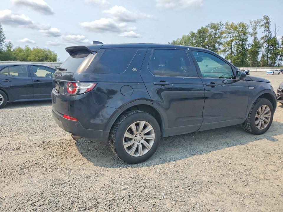SALCP2BG9HH646996 2017 Land Rover Discovery photo no. 3